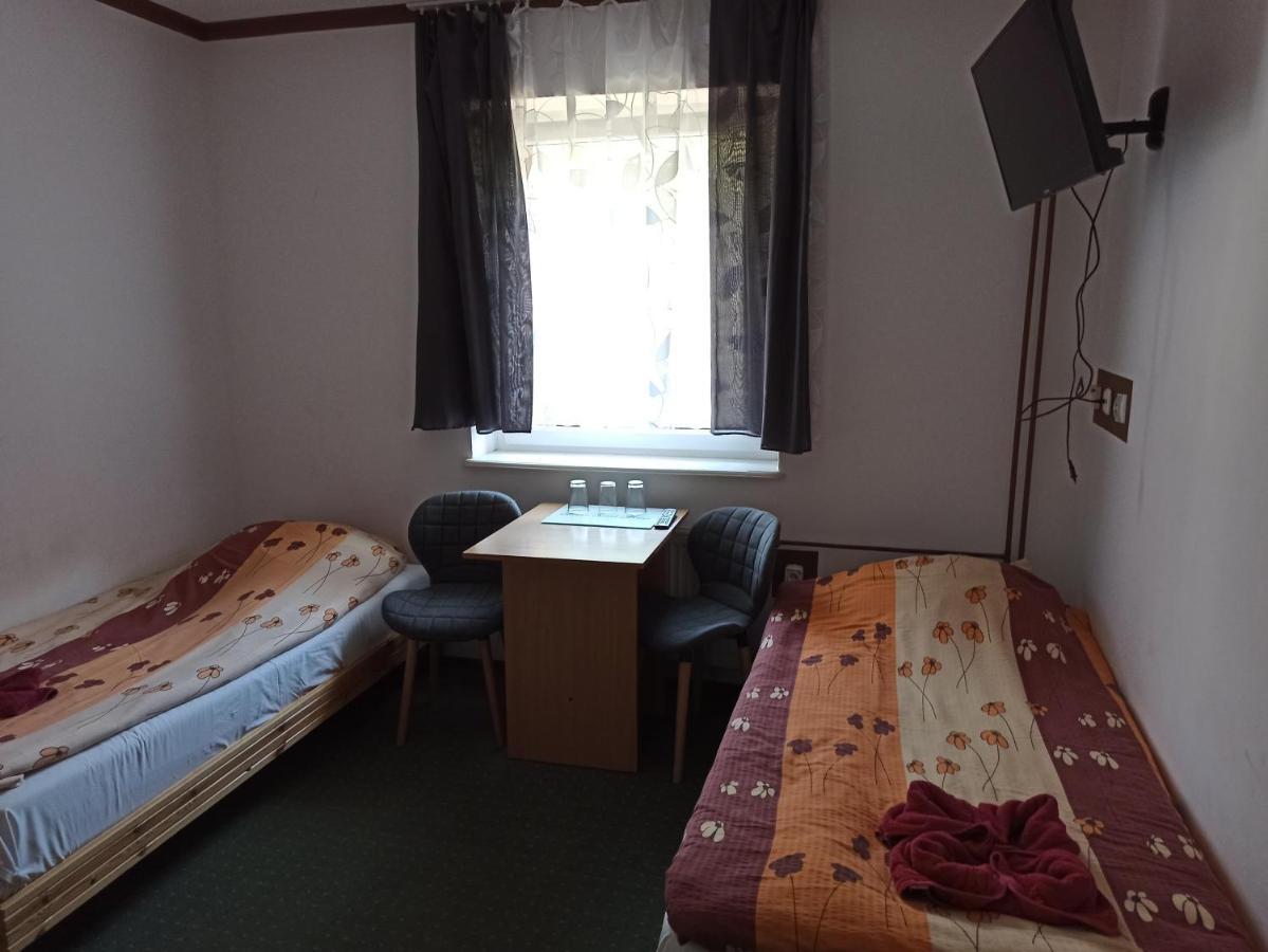 Bed & Breakfast Gosciniec Silver 2*